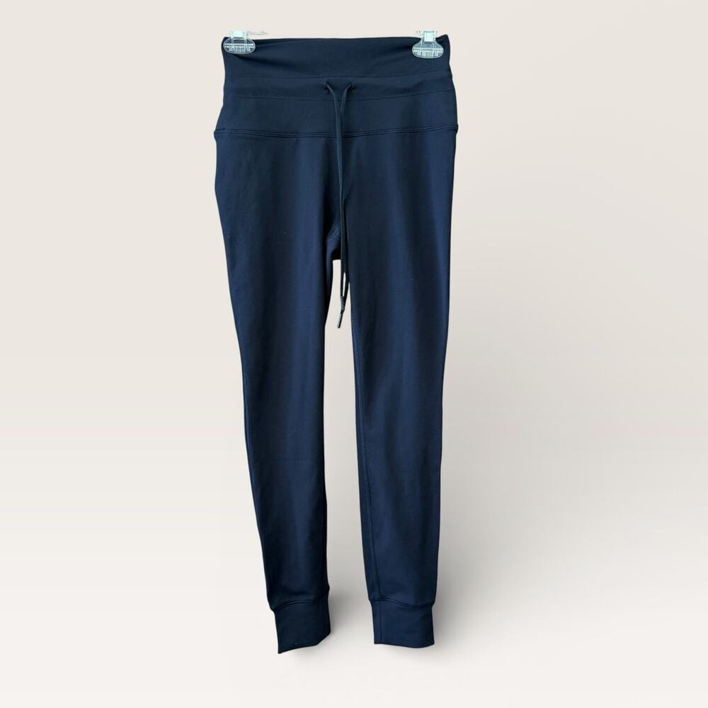 Avalanche Black Stretch Smooth Jogger Legging Size Small Outdoor Casual